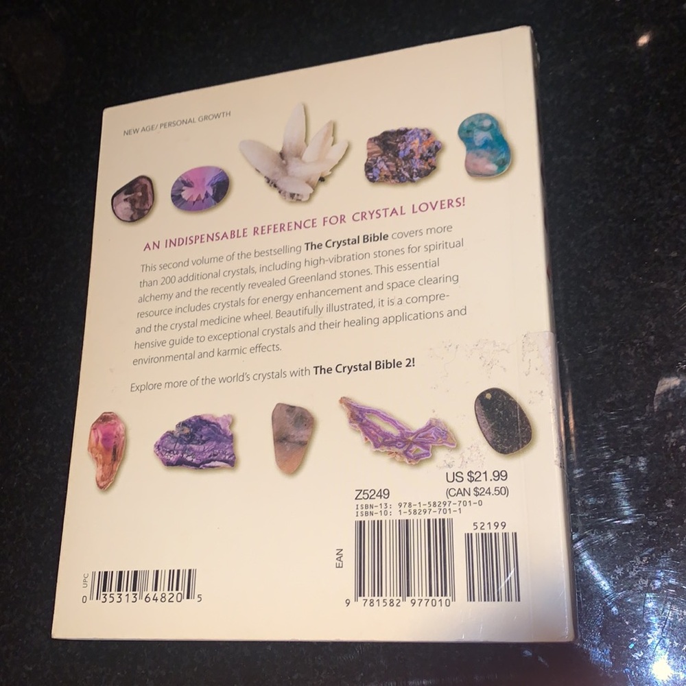 Crystal reference book - Picture 2 of 2